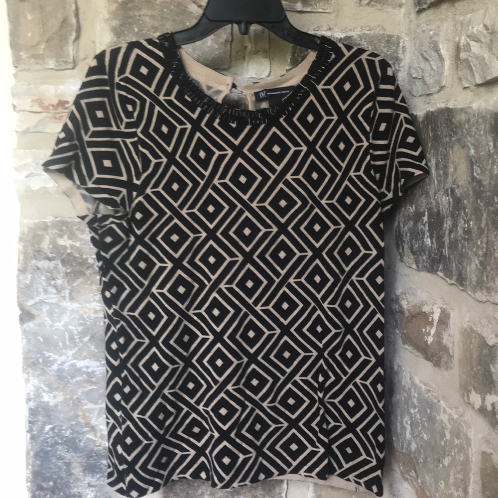 Classy jewel neck top